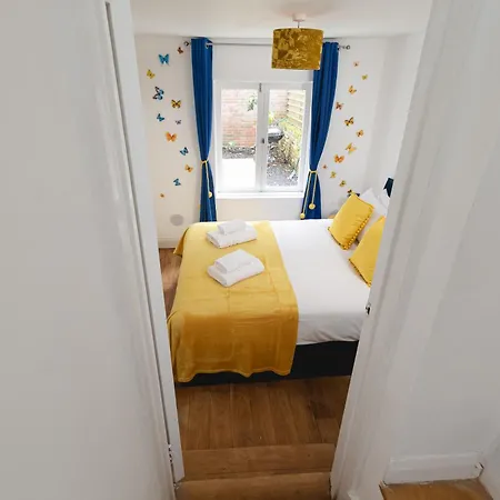 Spacious Apt With Garden In Central London Exterior photo